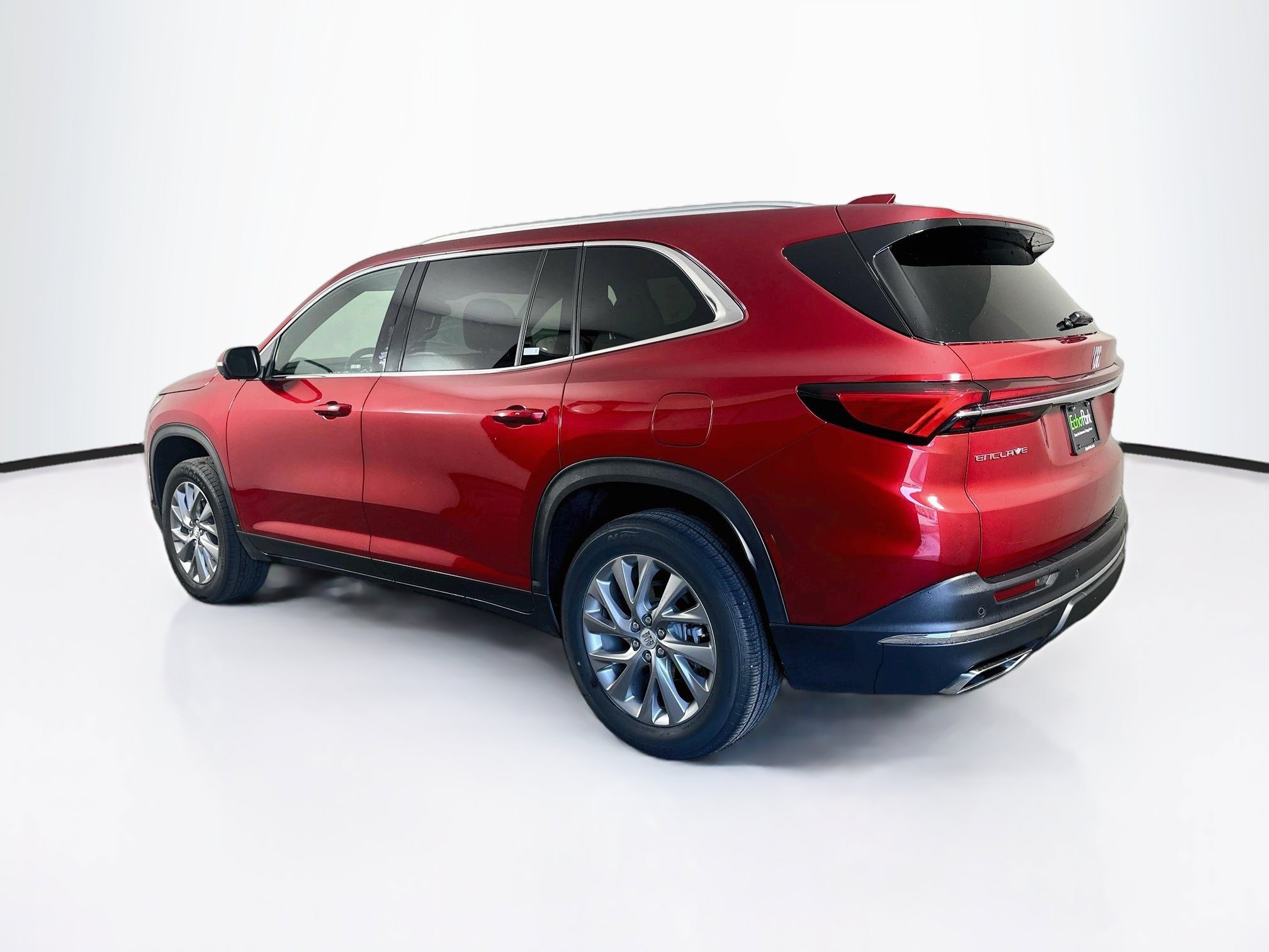 Used 2025 Buick Enclave Preferred FWD image 5