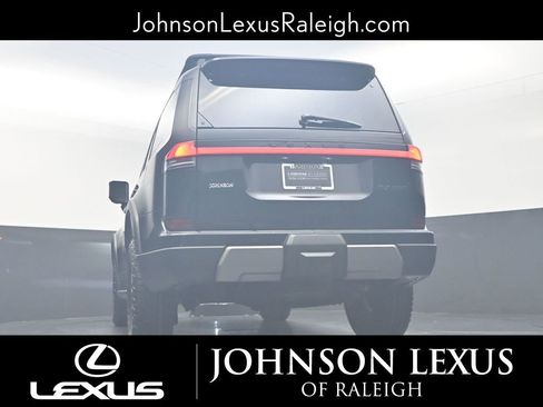 Certified 2024 Lexus GX 550 image 19