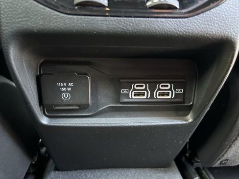 Certified 2025 Jeep Grand Cherokee Altitude AWD/4WD image 15