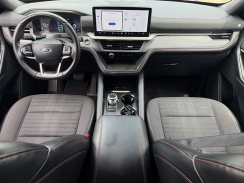 Used 2025 Ford Explorer ST-Line w/ ST-Line Street Pack AWD/4WD image 10