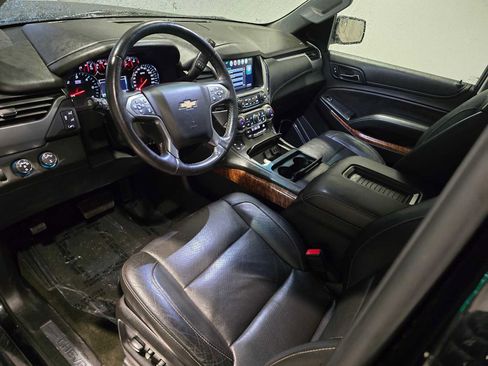Used 2018 Chevrolet Suburban Premier image 5