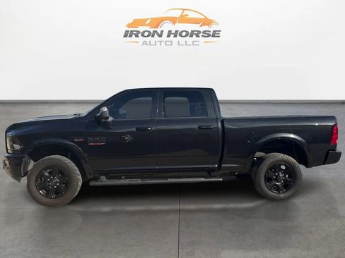Used 2018 RAM 2500 Big Horn w/ Sport Appearance Group AWD/4WD image 8