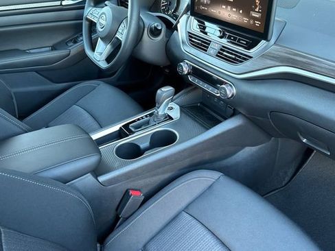 New 2025 Nissan Altima 2.5 SV w/ SV Special Edition Package image 15