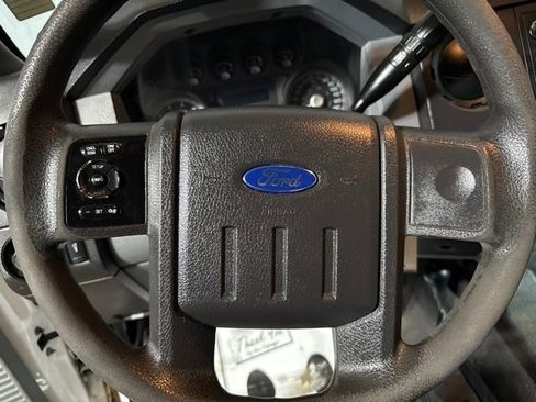 Used 2015 Ford F250 XL w/ XL Value Package AWD/4WD image 8