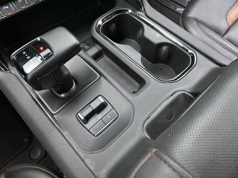 Used 2025 GMC Sierra 1500 AT4 w/ AT4 Premium Package AWD/4WD image 25