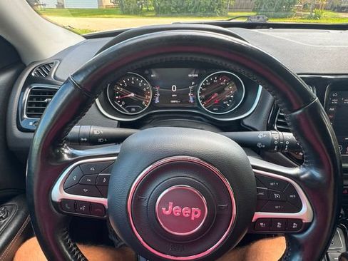 Used 2021 Jeep Compass Limited AWD/4WD image 10
