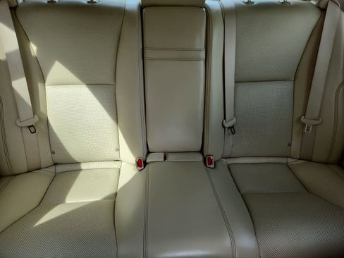 Used 2016 Lexus LS 460 w/ Comfort Package RWD image 20