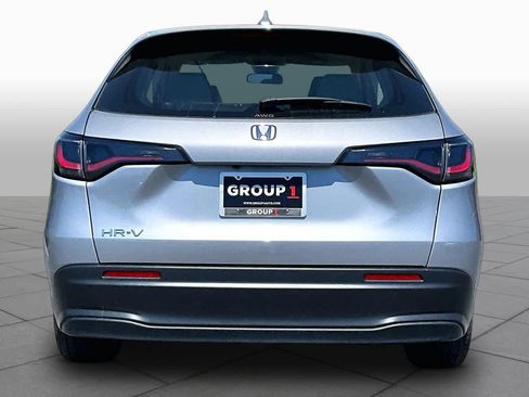 Used 2023 Honda HR-V LX image 5