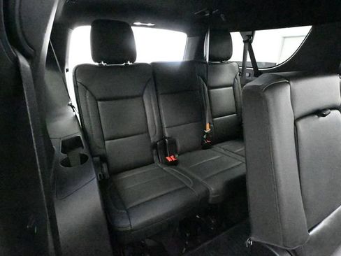 Used 2024 GMC Yukon XL Denali w/ Advanced Technology Package image 54