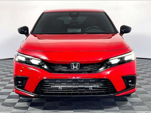 Used 2023 Honda Civic Sport image 3
