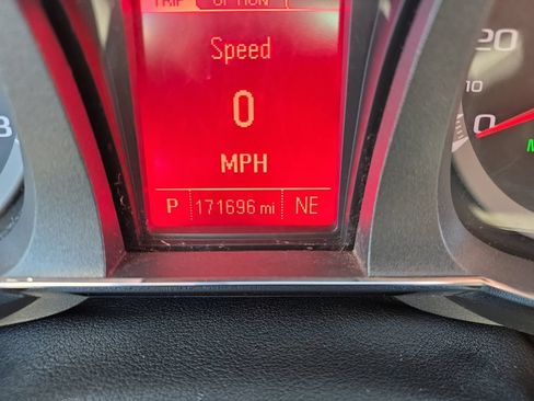 Used 2015 GMC Terrain SLE AWD/4WD image 31