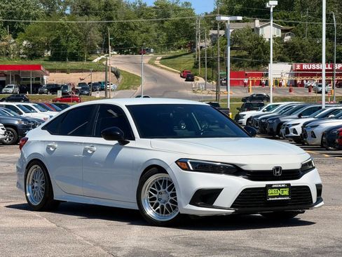 Used 2022 Honda Civic Sport image 1