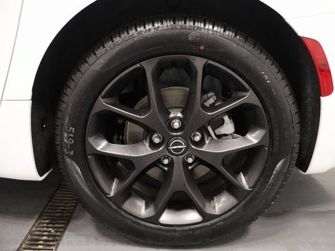New 2026 Chrysler Pacifica Select w/ S Appearance Package FWD image 25