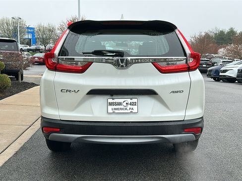 Used 2017 Honda CR-V LX image 5
