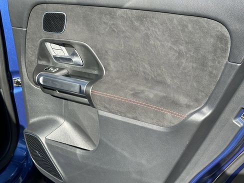 Certified 2025 Mercedes-Benz GLB 250 image 19