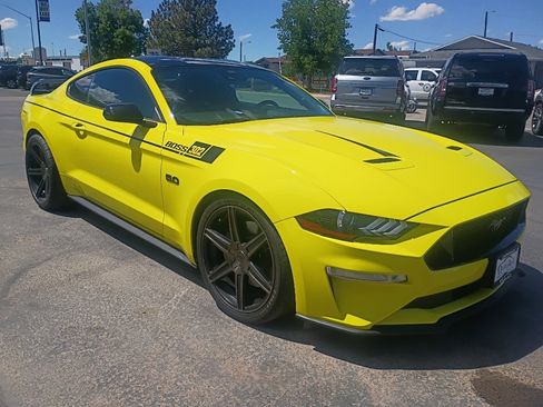 Used 2021 Ford Mustang GT w/ Black Accent Package RWD image 4