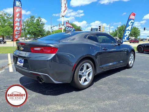 Used 2017 Chevrolet Camaro LT w/ Technology Package RWD image 4