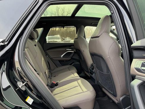 New 2025 Audi Q5 Premium Plus image 7