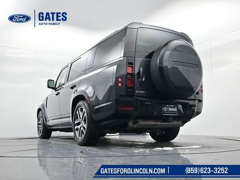 Used 2023 Land Rover Defender 130 X-Dynamic SE AWD/4WD image 39