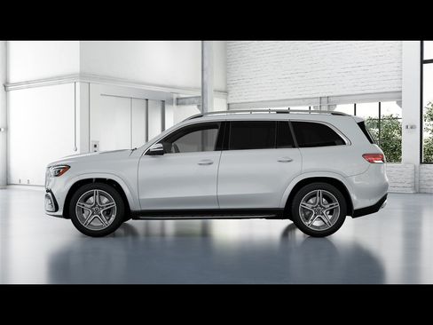 Certified 2026 Mercedes-Benz GLS 450 4MATIC image 29