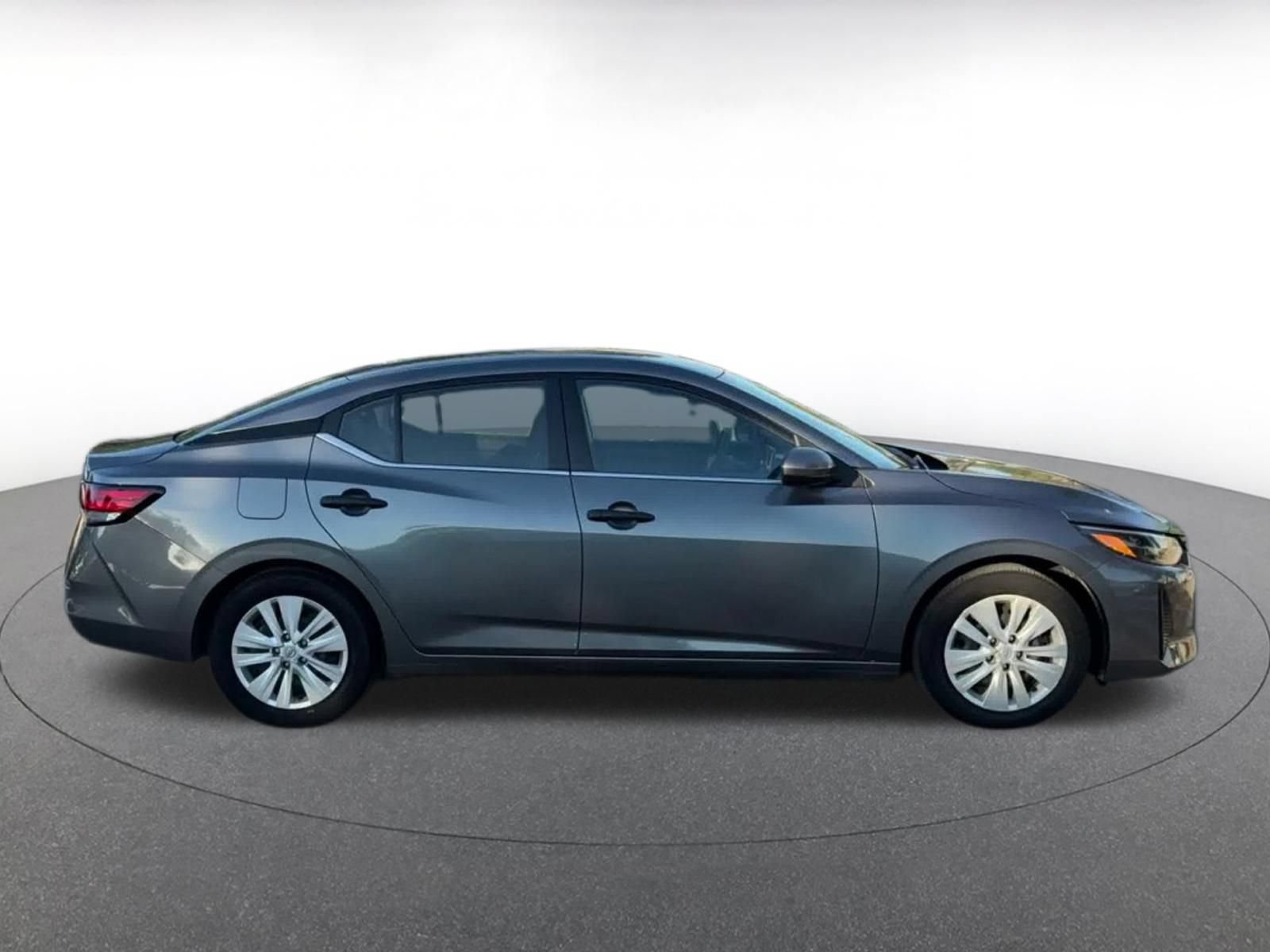 Used 2025 Nissan Sentra S FWD image 15
