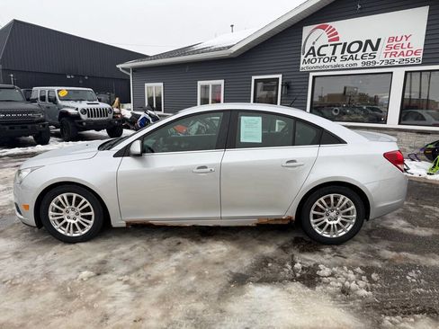 Used 2012 Chevrolet Cruze Eco image 2