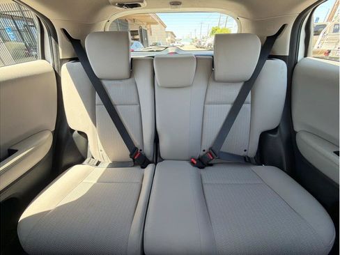 Used 2017 Honda HR-V LX image 9