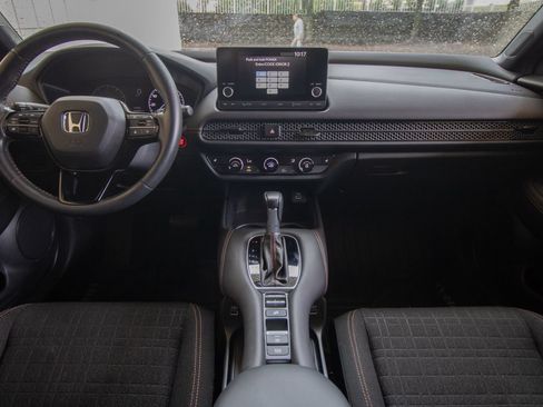 Used 2023 Honda HR-V Sport image 34