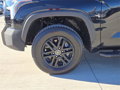 Used 2022 Toyota Tundra SR5 image 38