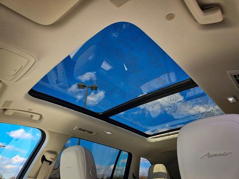 New 2026 Buick Enclave Avenir w/ Super Cruise Package image 18