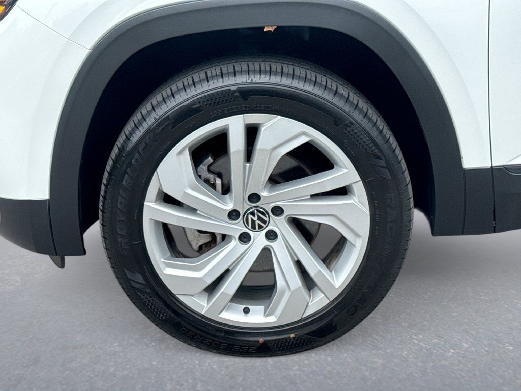 Used 2023 Volkswagen Atlas SE AWD/4WD image 17