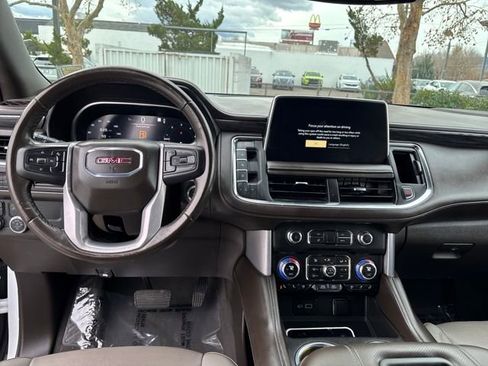 Used 2023 GMC Yukon SLT image 15