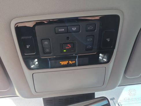 Used 2024 Toyota Grand Highlander XLE image 19