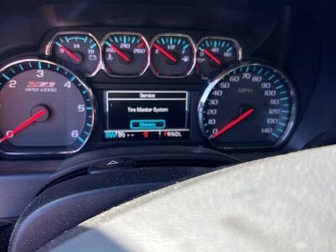 Used 2017 Chevrolet Silverado 1500 LT w/ All Star Edition image 10