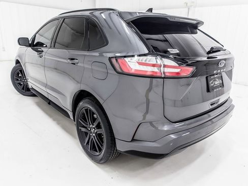 Used 2022 Ford Edge SEL AWD/4WD image 5
