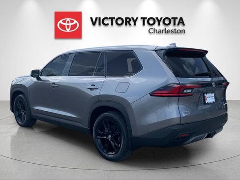 New 2026 Toyota Grand Highlander AWD image 3