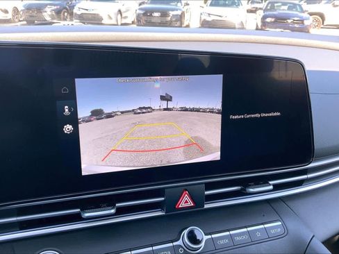 Used 2025 Hyundai Elantra SEL FWD image 26