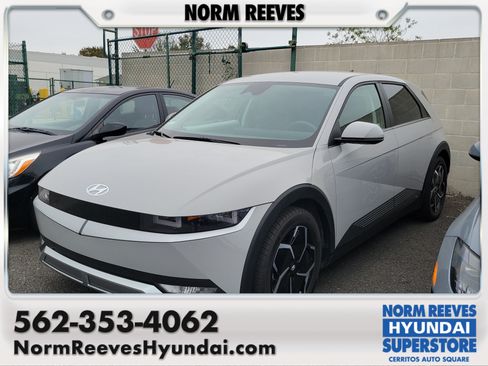 Used 2024 Hyundai Ioniq 5 SEL RWD image 1