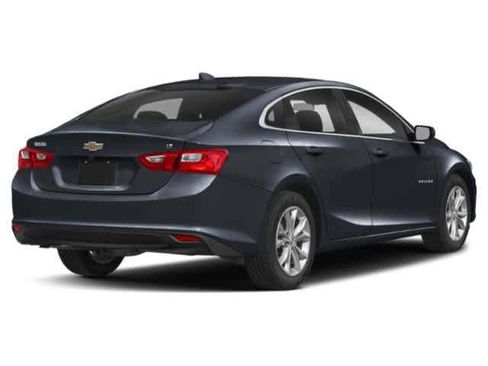 Used 2023 Chevrolet Malibu LT image 2