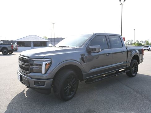 New 2026 Ford F150 Lariat AWD/4WD image 8