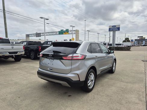 Certified 2024 Ford Edge SEL image 6