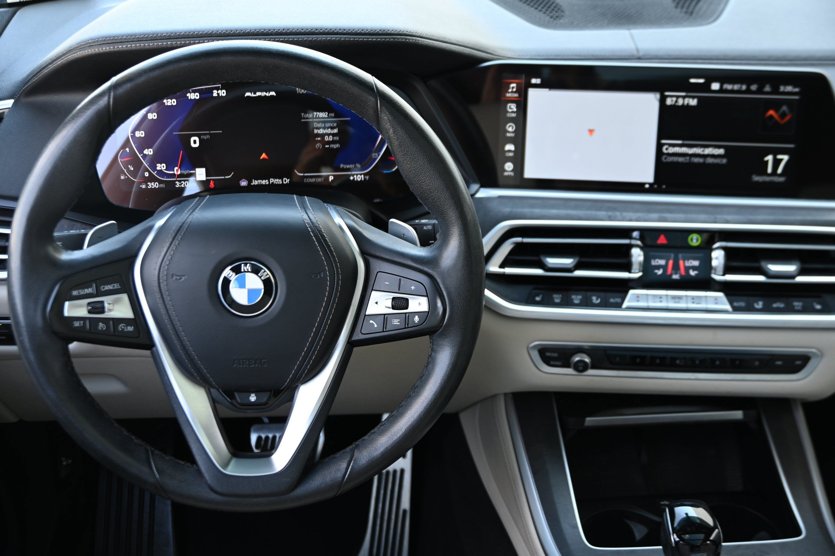 Used 2022 BMW X5 sDrive40i w/ Premium Package RWD image 16