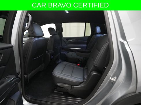 Certified 2026 Chevrolet Traverse LT AWD/4WD image 16