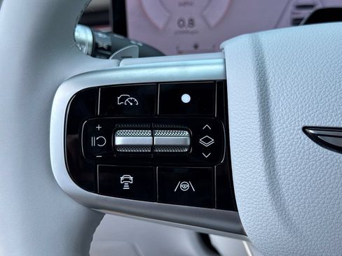 New 2026 Genesis GV70 2.5T Advanced AWD/4WD image 27