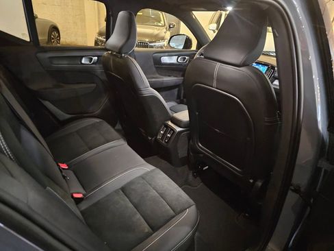 Certified 2023 Volvo XC40 Recharge Ultimate AWD/4WD image 8