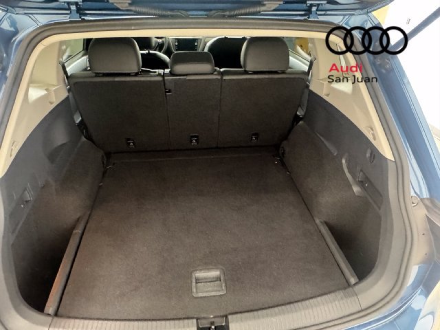 Used 2020 Volkswagen Tiguan SE AWD/4WD image 11