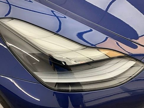 Used 2023 Tesla Model 3 Standard Range image 25