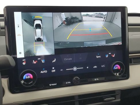 Used 2026 Toyota bZ FWD image 29