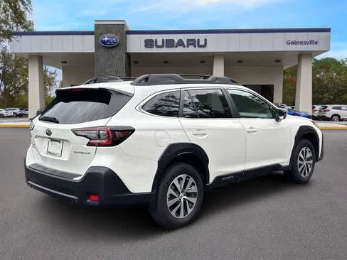 Certified 2025 Subaru Outback Premium AWD/4WD image 6