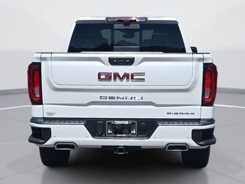 Used 2025 GMC Sierra 1500 Denali w/ Denali Reserve Package AWD/4WD image 4